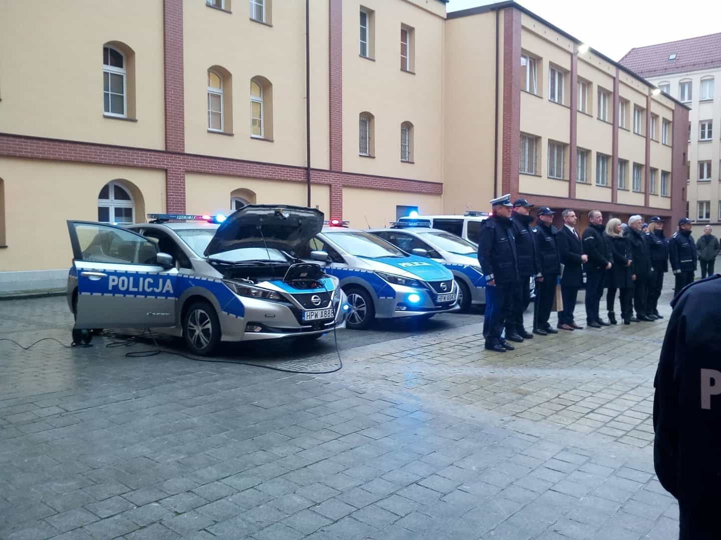 Policja samochody elektryczne
