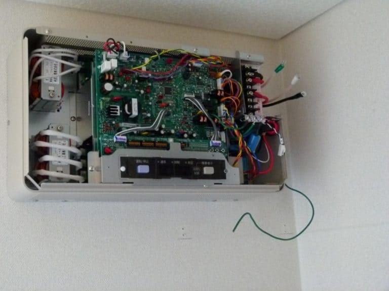 Jaki wybrać falownik fotowoltaiczny?