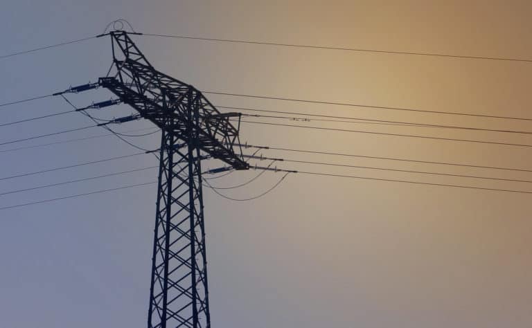 Instalacja fotowoltaiczna – jakie przewody wybrać do instalacji PV?