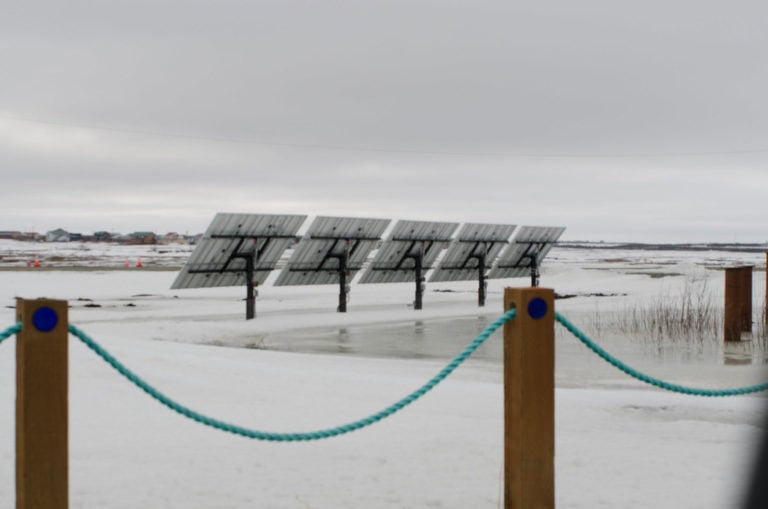 Magazynowanie energii słonecznej z paneli