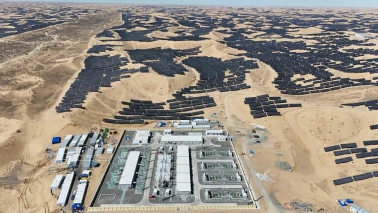 Midong – największa na świecie elektrownia słoneczna w Chinach