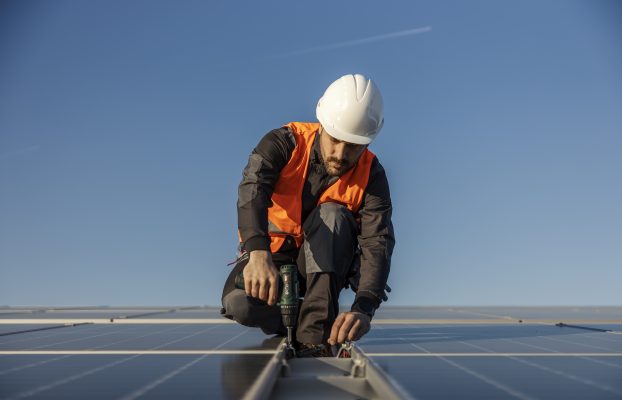 Gwarancja na panele fotowoltaiczne: co powinieneś wiedzieć