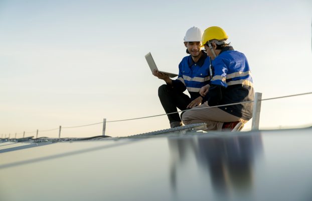 Degradacja paneli fotowoltaicznych i efekt PID: jak chronić instalację