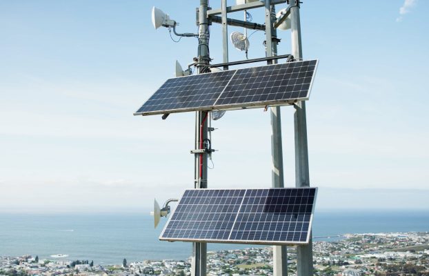 Fotowoltaika dla masztów telekomunikacyjnych i infrastruktury off-grid