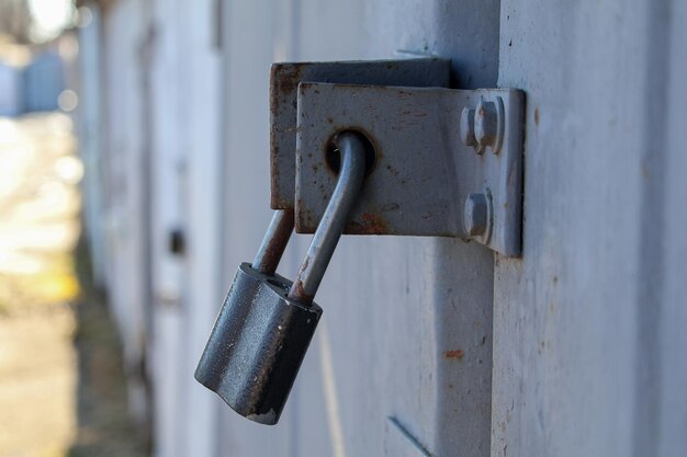 zabezpieczenie paneli fotowoltaicznych kradzież