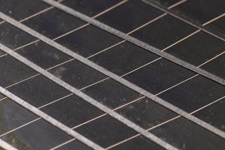 Moduły Aiko Comet 615W — recenzja po roku na polskim rynku