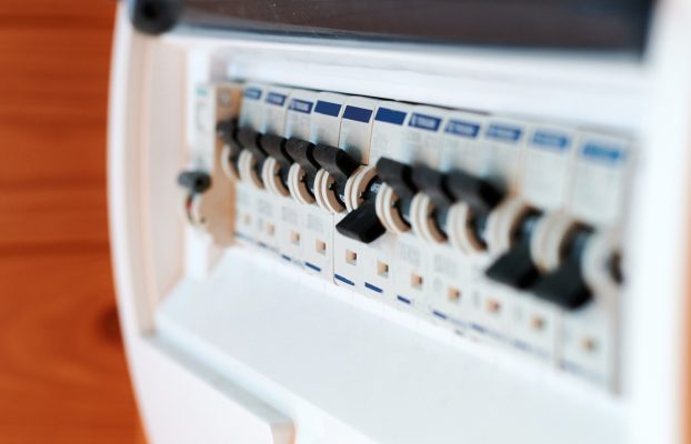 Dom PV ready w 2026: instalacja elektryczna pod PV, baterię i EV